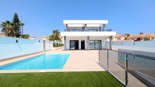 3 quarto Moradia para venda em Ciudad Quesada, Rojales com piscina garagem - 799 900 € (Ref: 9189796)