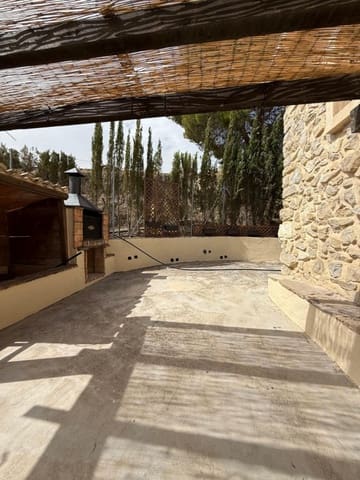 2 bedroom Finca/Country House for sale in Torremanzanas - € 220,000 (Ref: 9235501)