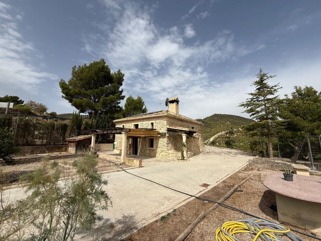 2 soverom Finca/Herregård til salgs i Torremanzanas - € 220 000 (Ref: 9235501)