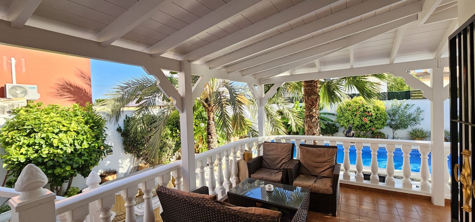 4 soveværelse Villa til salg i Lo Crispin med swimmingpool - € 385.000 (Ref: 9306919)