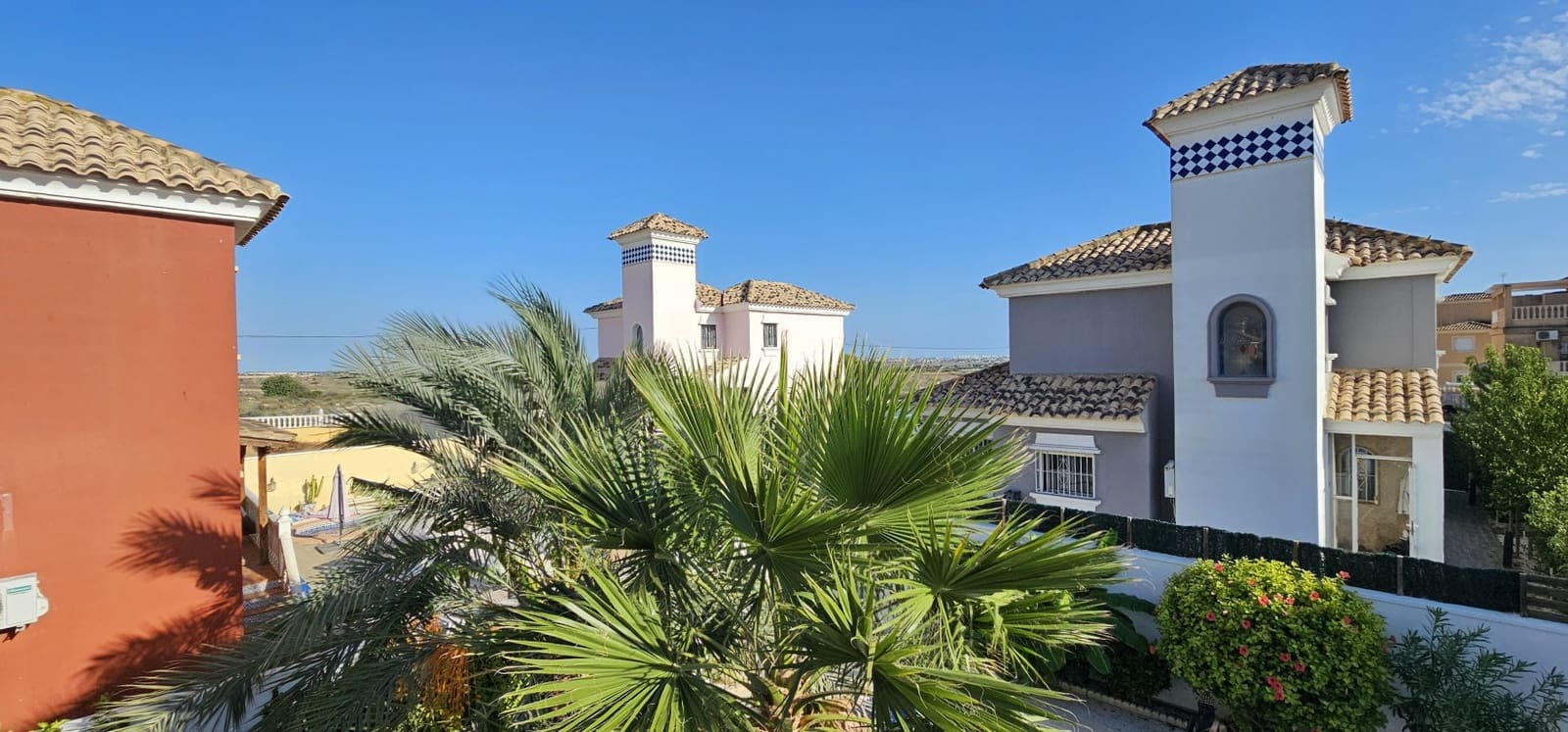 4 soveværelse Villa til salg i Lo Crispin med swimmingpool - € 385.000 (Ref: 9306919)