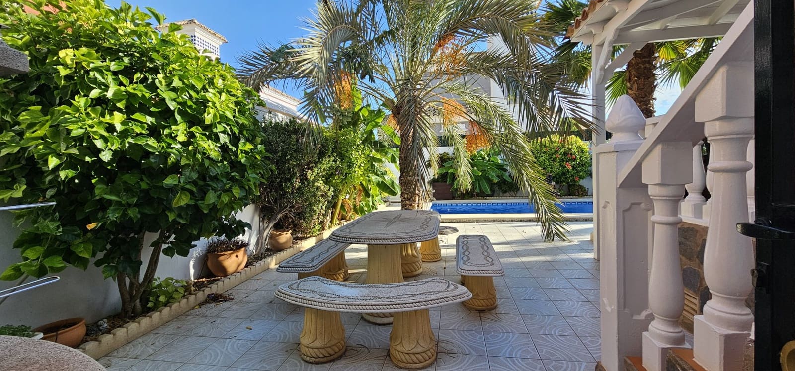 4 soveværelse Villa til salg i Lo Crispin med swimmingpool - € 385.000 (Ref: 9306919)