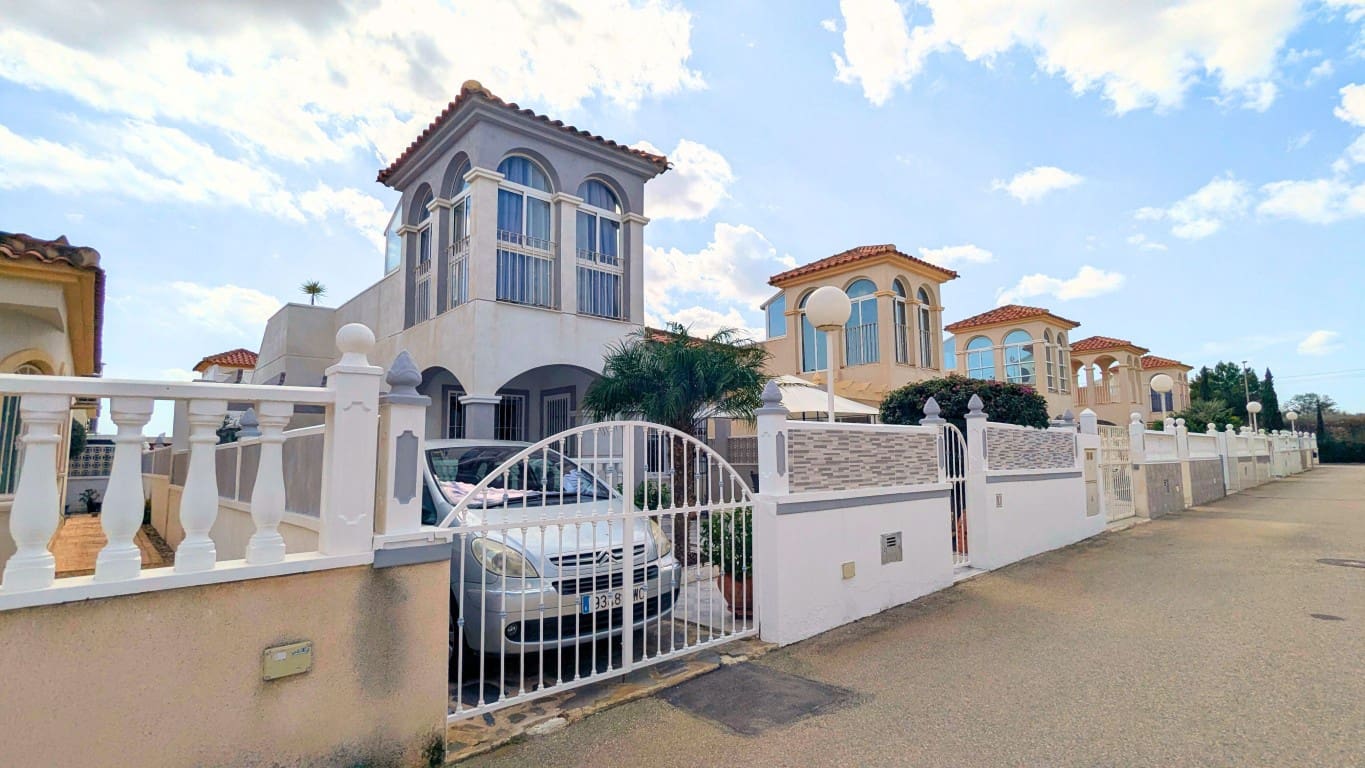 3 sovrum Villa till salu i Lo Crispin med pool - 220 000 € (Ref: 9311419)