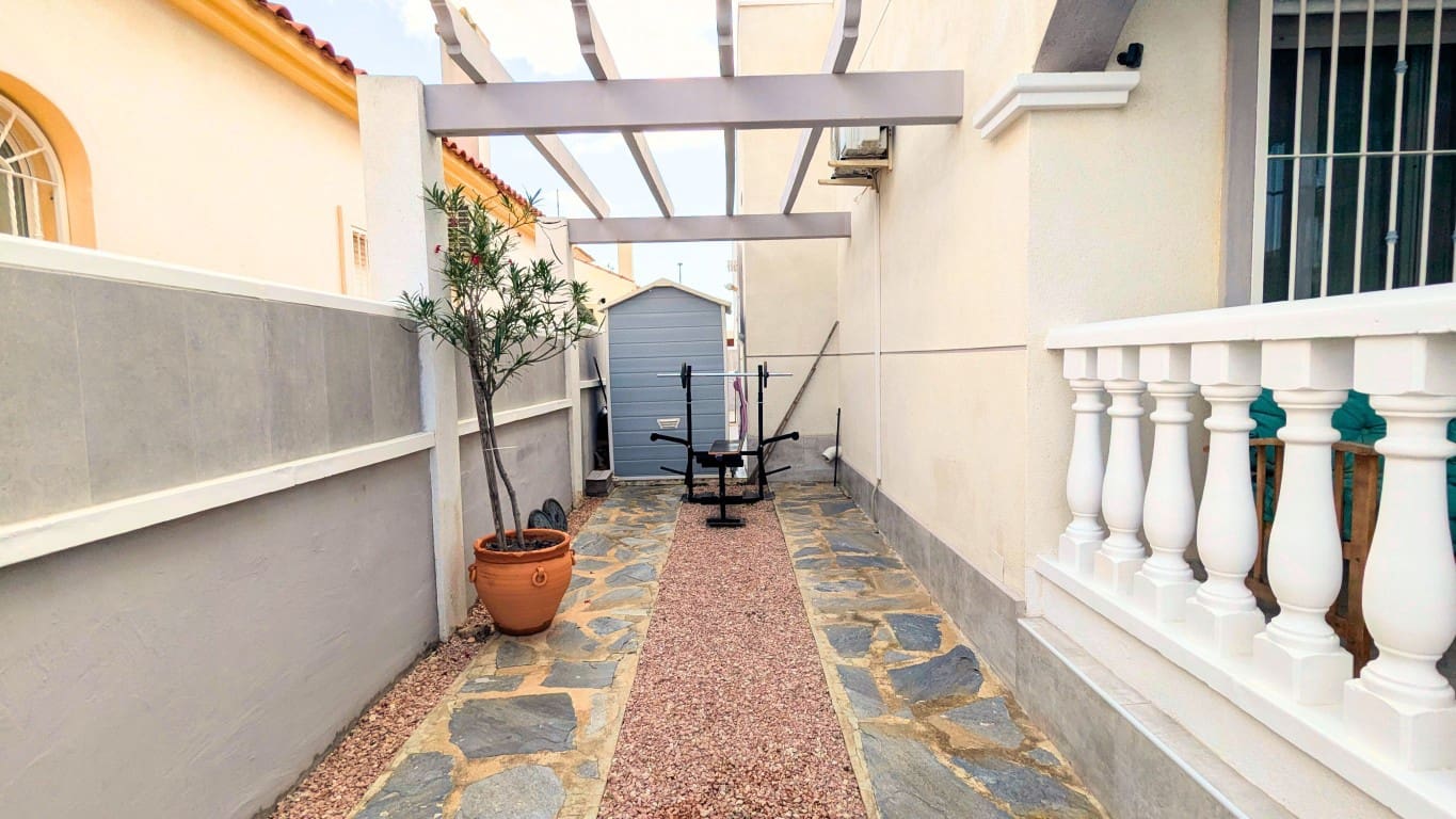 3 sovrum Villa till salu i Lo Crispin med pool - 220 000 € (Ref: 9311419)