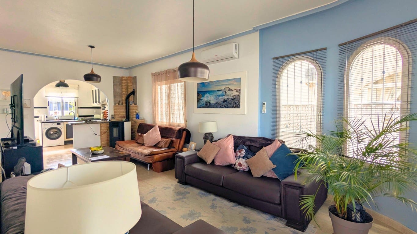 3 sovrum Villa till salu i Lo Crispin med pool - 220 000 € (Ref: 9311419)