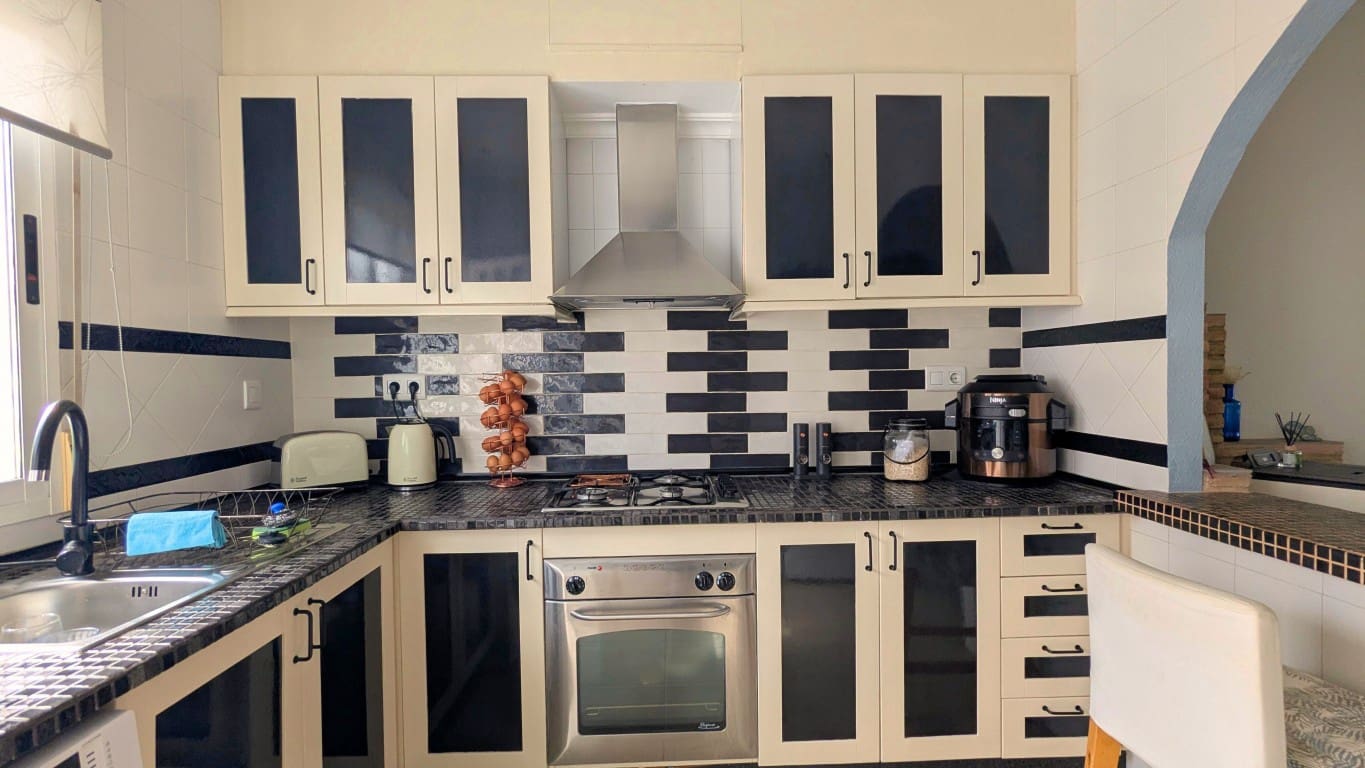 3 sovrum Villa till salu i Lo Crispin med pool - 220 000 € (Ref: 9311419)