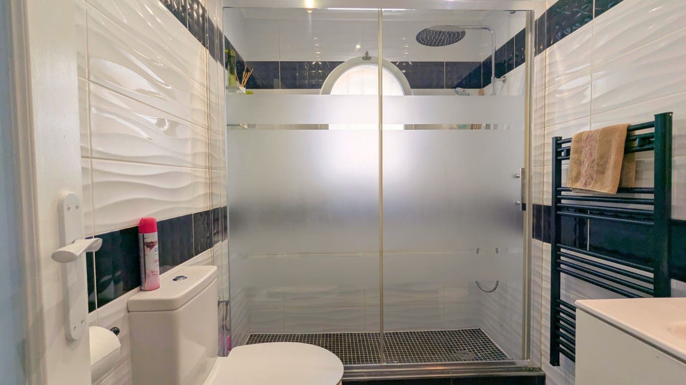 3 sovrum Villa till salu i Lo Crispin med pool - 220 000 € (Ref: 9311419)