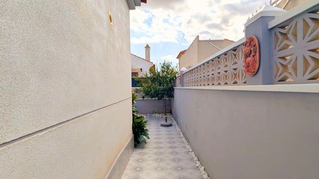 3 soverom Villa til salgs i Lo Crispin, Algorfa med svømmebasseng - € 220 000 (Ref: 9311419)