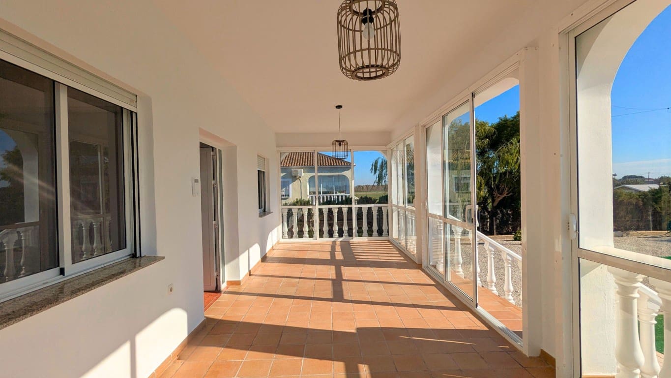 4 slaapkamer Villa te koop in Dolores met zwembad garage - € 560.000 (Ref: 9405835)