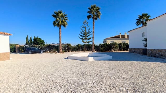 4 quarto Moradia para venda em Dolores com piscina garagem - 560 000 € (Ref: 9405835)