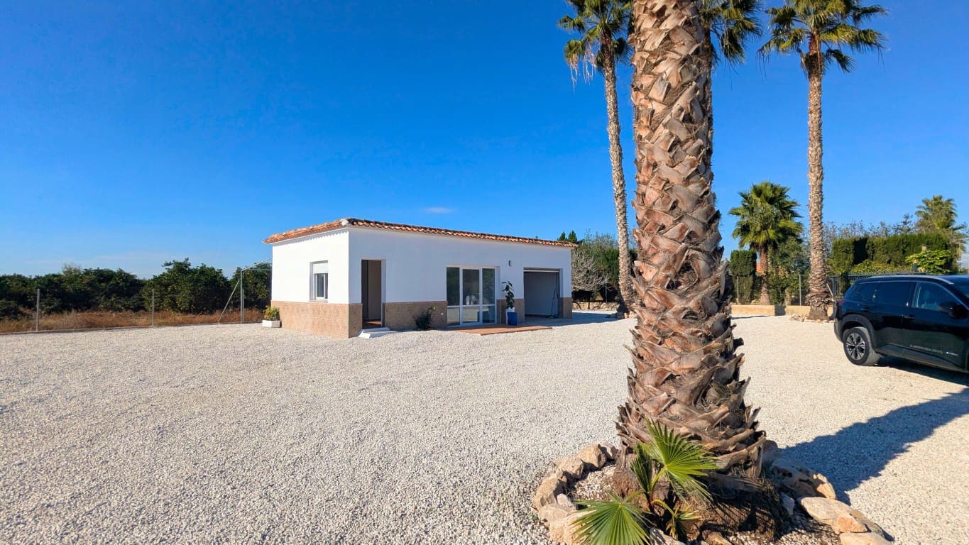 4 slaapkamer Villa te koop in Dolores met zwembad garage - € 560.000 (Ref: 9405835)