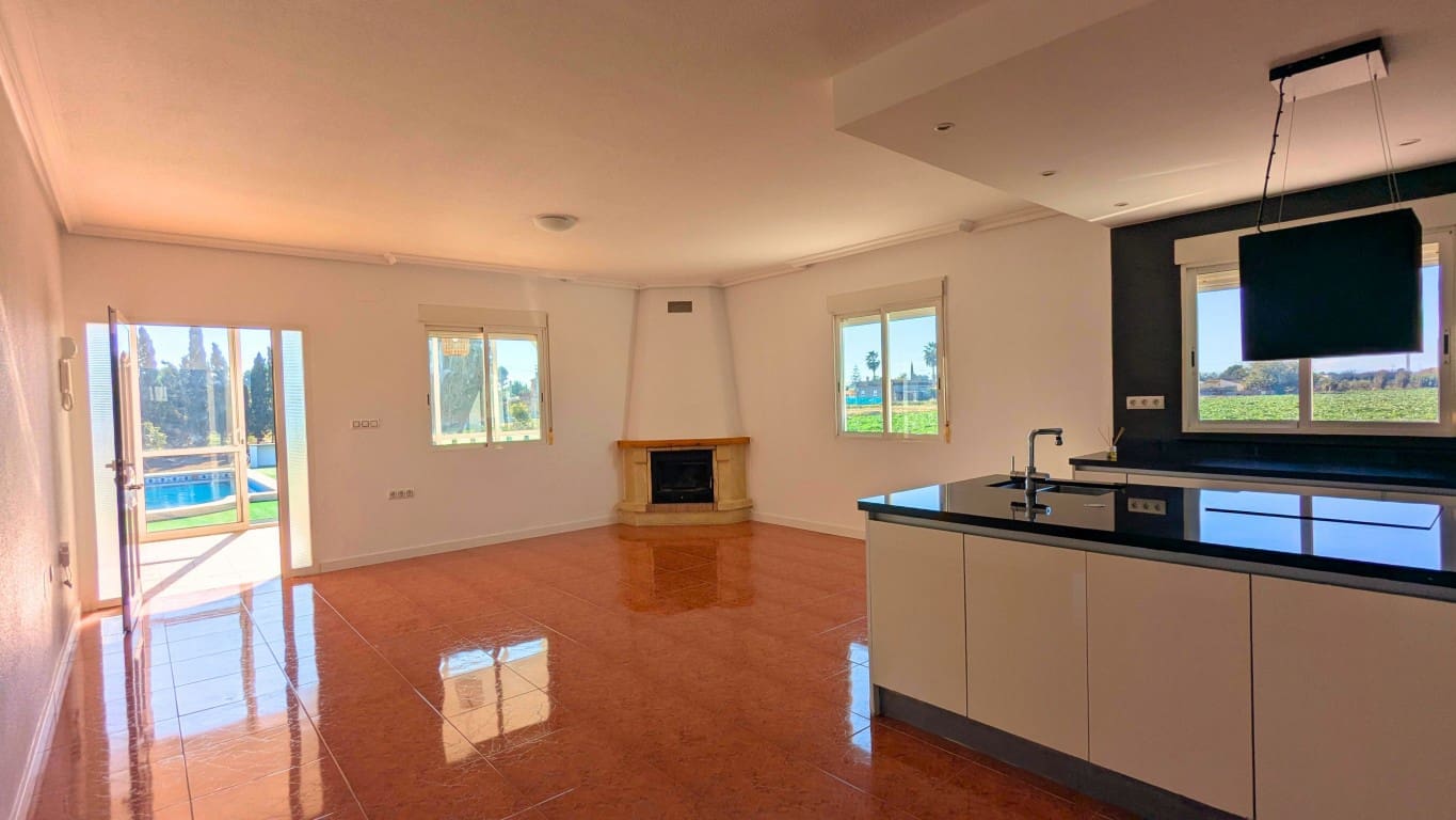 4 slaapkamer Villa te koop in Dolores met zwembad garage - € 560.000 (Ref: 9405835)