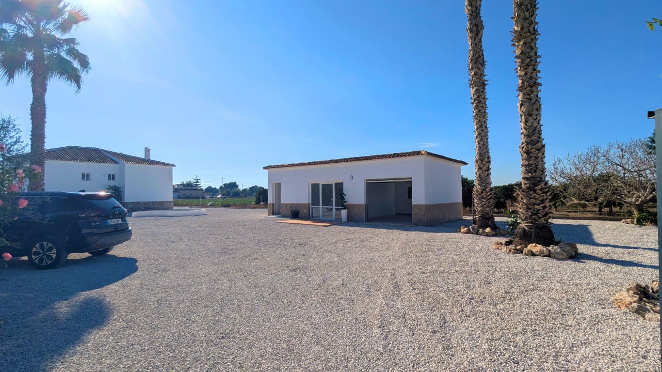 4 slaapkamer Villa te koop in Dolores met zwembad garage - € 560.000 (Ref: 9405835)