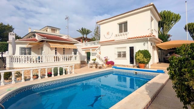 4 soverom Villa til salgs i Ciudad Quesada, Rojales med svømmebasseng garasje - € 490 000 (Ref: 9405836)