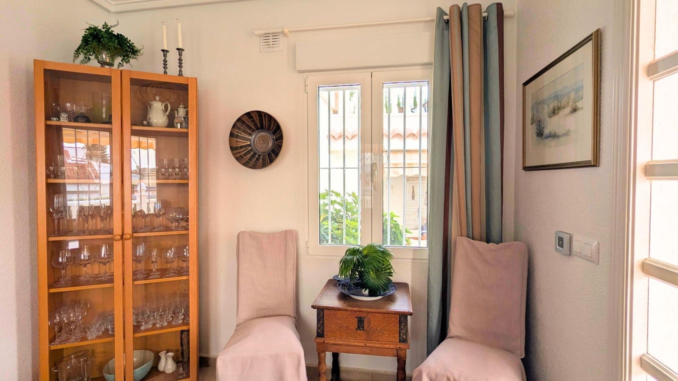 4 bedroom Villa for sale in Ciudad Quesada with pool garage - € 490,000 (Ref: 9405836)