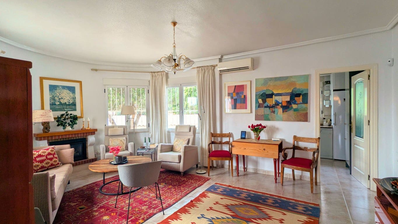 4 bedroom Villa for sale in Ciudad Quesada with pool garage - € 490,000 (Ref: 9405836)