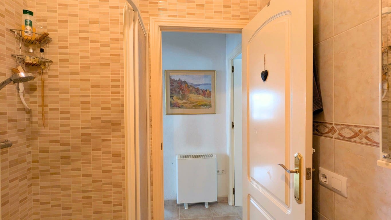 4 bedroom Villa for sale in Ciudad Quesada with pool garage - € 490,000 (Ref: 9405836)