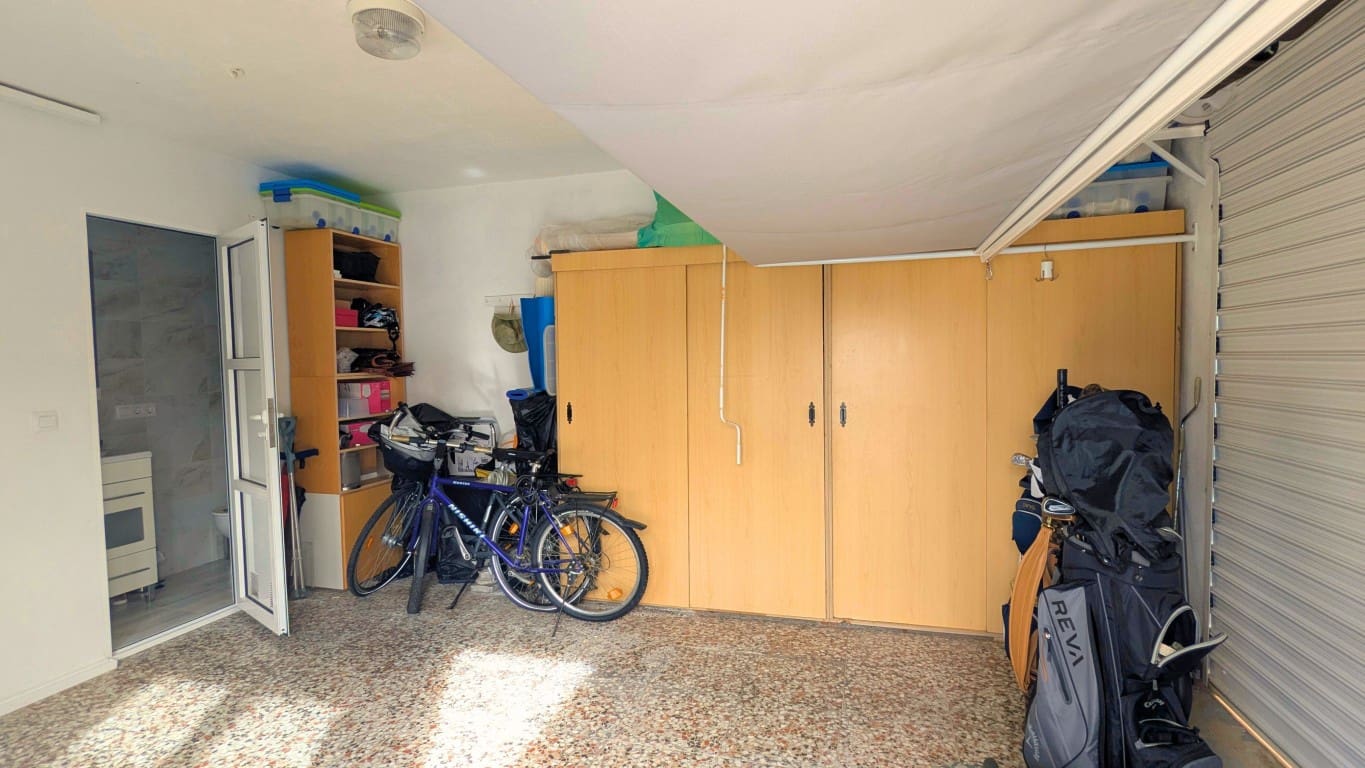 4 bedroom Villa for sale in Ciudad Quesada with pool garage - € 490,000 (Ref: 9405836)