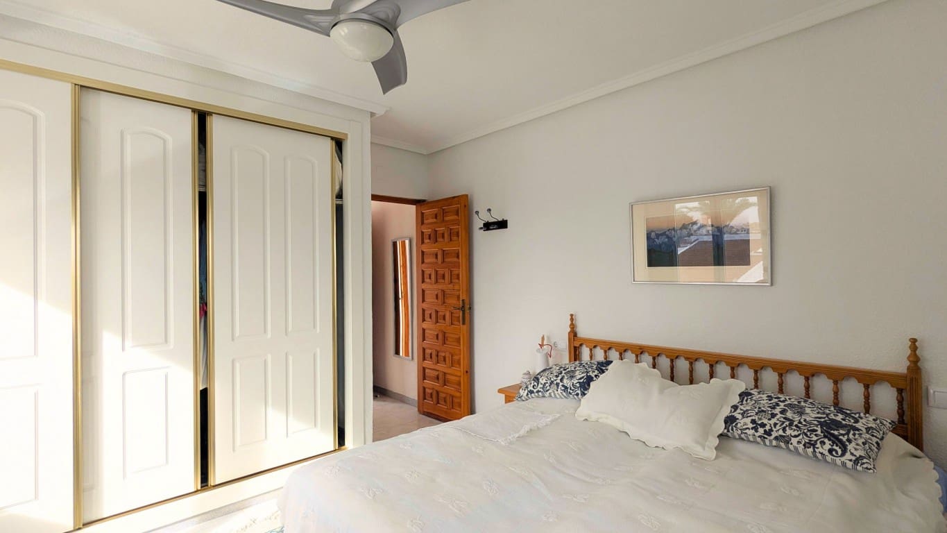 4 bedroom Villa for sale in Ciudad Quesada with pool garage - € 490,000 (Ref: 9405836)