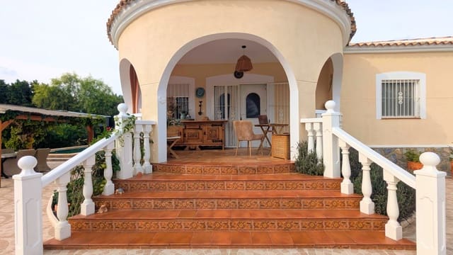 3 sovrum Villa till salu i Catral med pool - 295 000 € (Ref: 9405837)