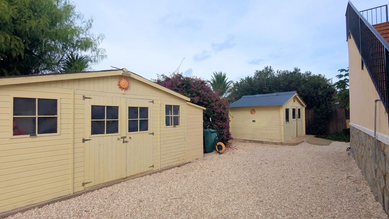 3 sovrum Villa till salu i Catral med pool - 295 000 € (Ref: 9405837)