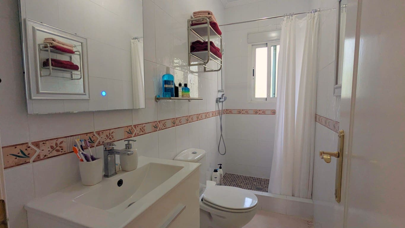 3 sovrum Villa till salu i Catral med pool - 295 000 € (Ref: 9405837)