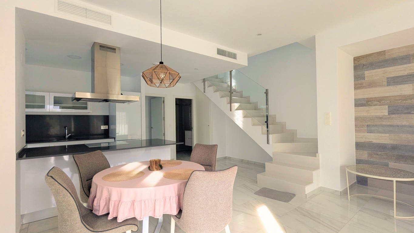 3 Zimmer Villa zu verkaufen in Benijofar mit Pool - 379.900 € (Ref: 9405838)