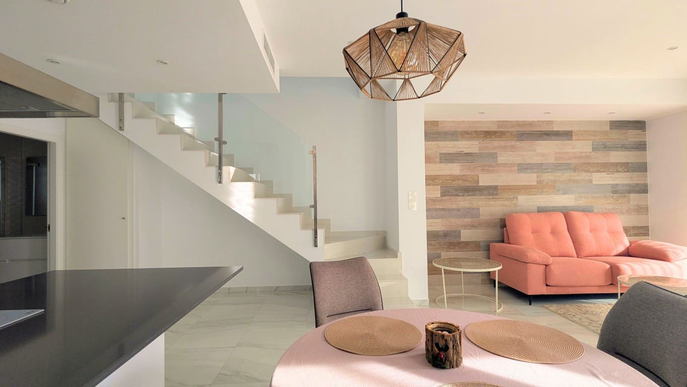 3 Zimmer Villa zu verkaufen in Benijofar mit Pool - 379.900 € (Ref: 9405838)