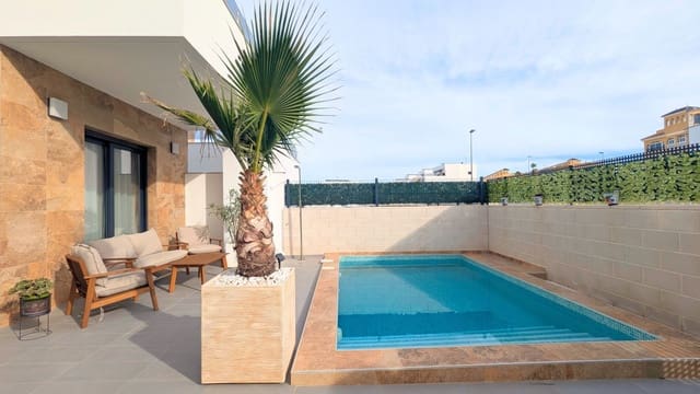 3 Zimmer Villa zu verkaufen in Benijófar mit Pool - 379.900 € (Ref: 9405838)