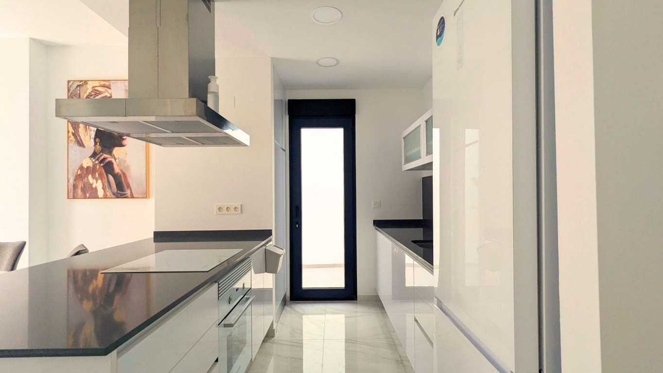 3 Zimmer Villa zu verkaufen in Benijofar mit Pool - 379.900 € (Ref: 9405838)