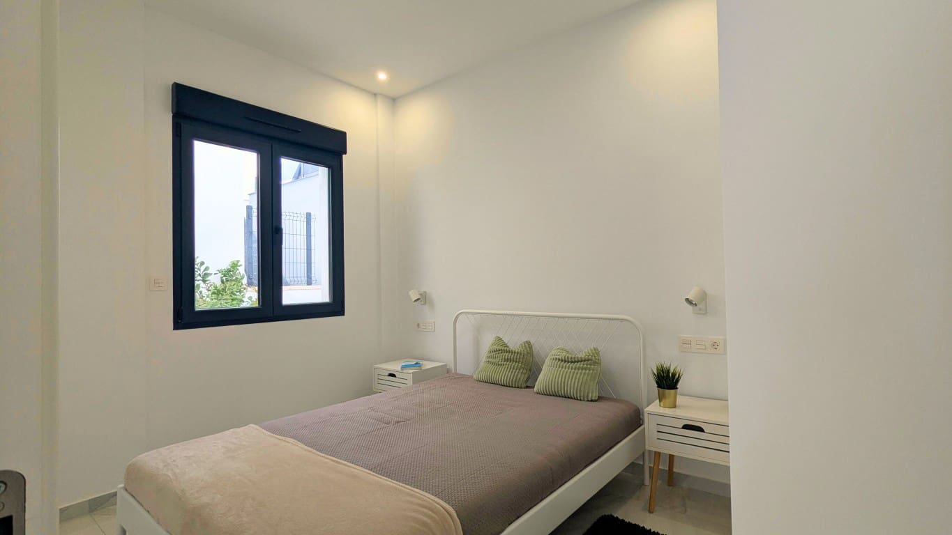 3 Zimmer Villa zu verkaufen in Benijofar mit Pool - 379.900 € (Ref: 9405838)