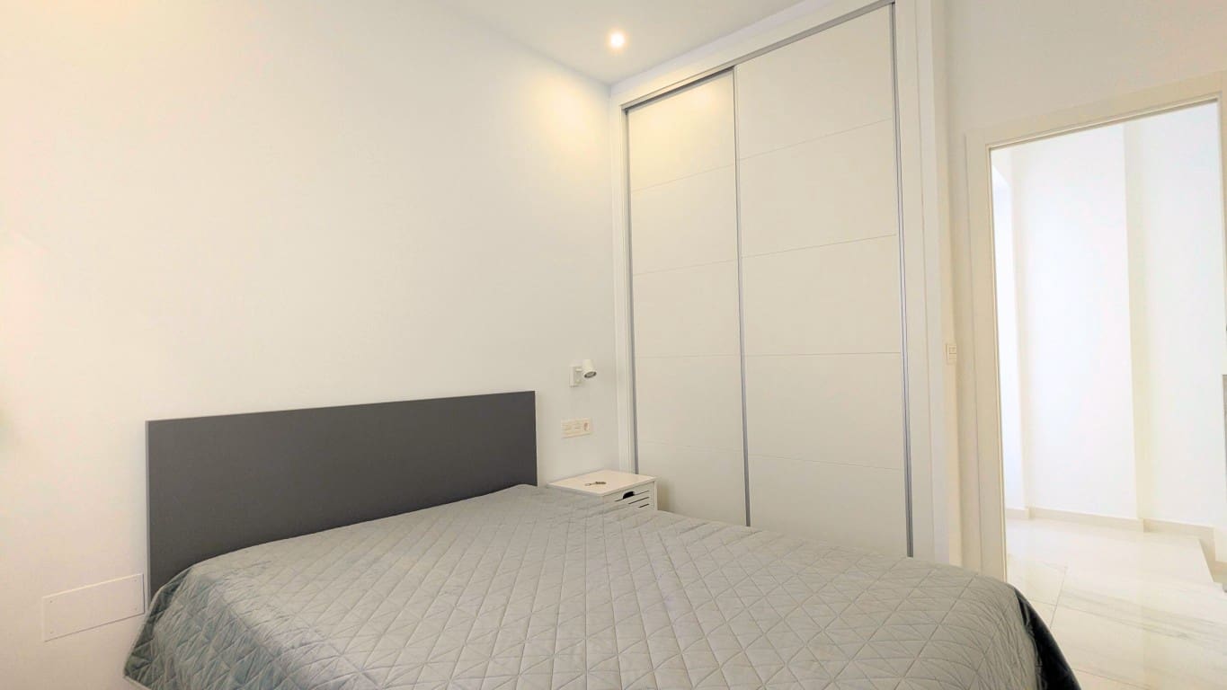 3 Zimmer Villa zu verkaufen in Benijofar mit Pool - 379.900 € (Ref: 9405838)