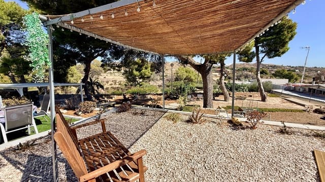 4 soverom Villa til salgs i Peña de las Águilas, Elche / Elx - € 310 000 (Ref: 9405839)