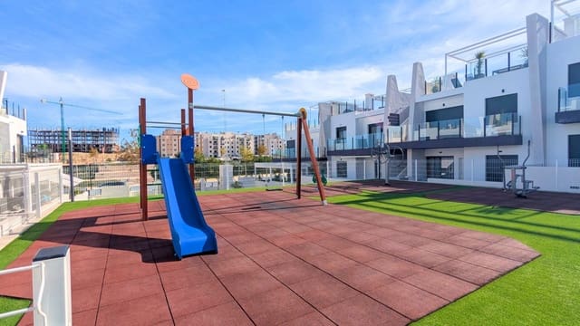 2 soverom Penthouse til salgs i San Miguel de Salinas med svømmebasseng - € 299 000 (Ref: 9418749)