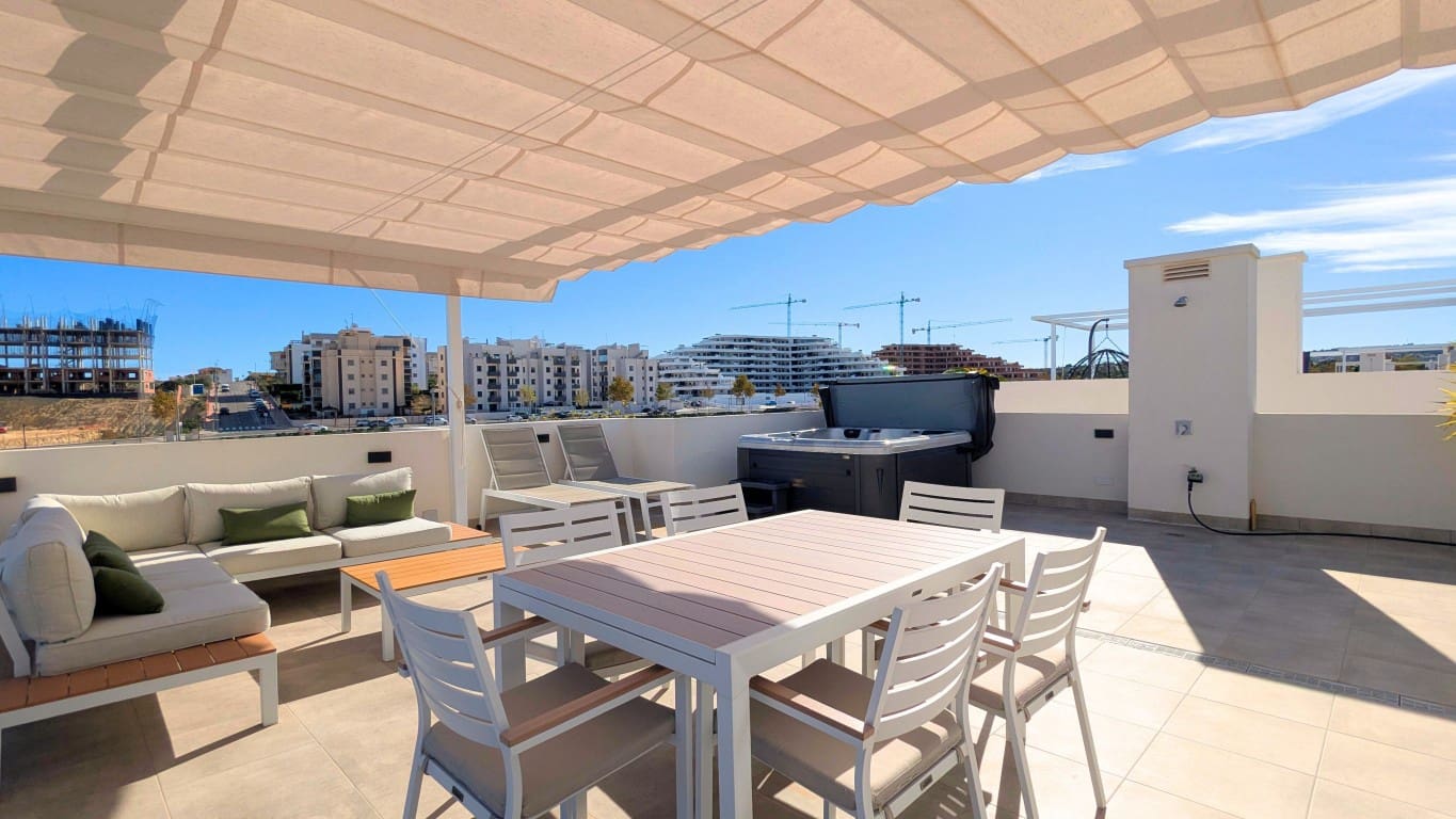 2 soverom Penthouse til salgs i San Miguel de Salinas med svømmebasseng - € 299 000 (Ref: 9418749)
