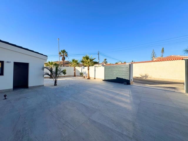 5 quarto Moradia para venda em Ciudad Quesada, Rojales com piscina - 799 000 € (Ref: 9426290)