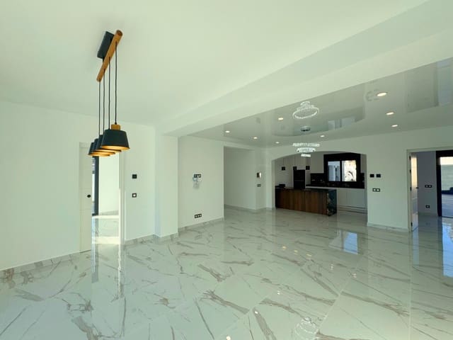 5 quarto Moradia para venda em Ciudad Quesada, Rojales com piscina - 799 000 € (Ref: 9426290)