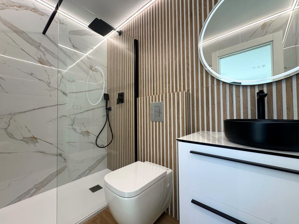 5 bedroom Villa for sale in Ciudad Quesada with pool - € 799,000 (Ref: 9426290)