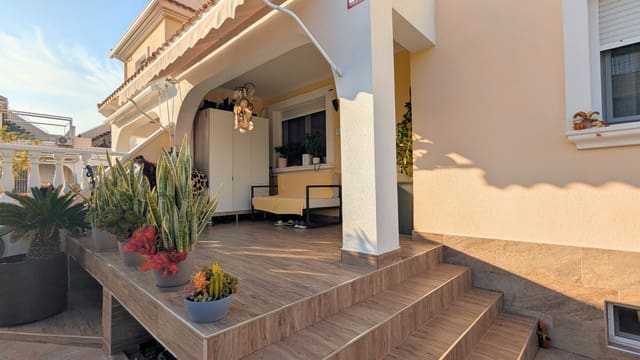 3 soverom Villa til salgs i Ciudad Quesada, Rojales med svømmebasseng - € 296 000 (Ref: 9450139)