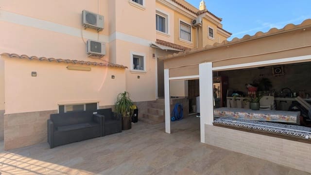 3 soverom Villa til salgs i Ciudad Quesada, Rojales med svømmebasseng - € 296 000 (Ref: 9450139)