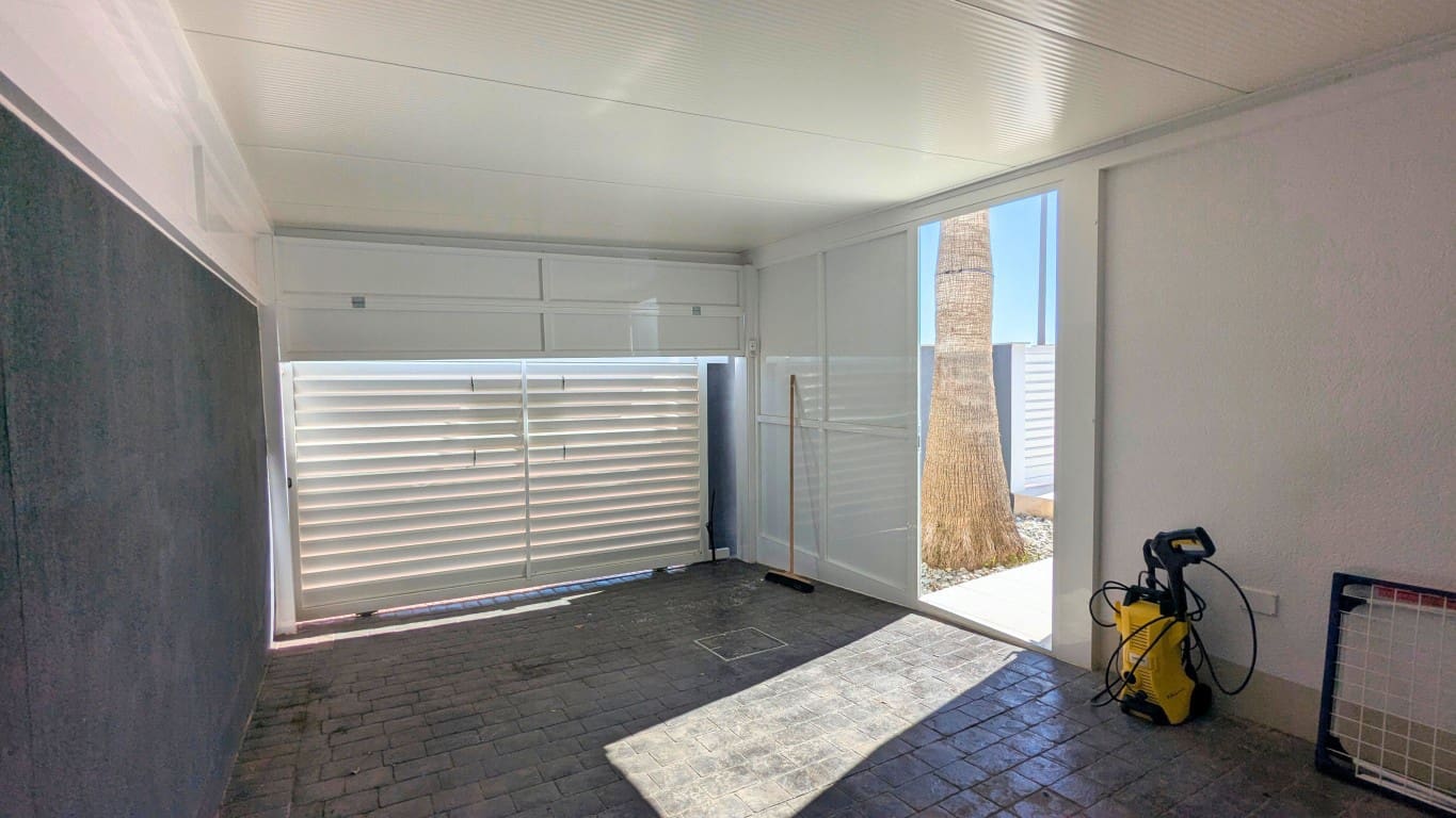 Chalet de 3 habitaciones en Ciudad Quesada en venta con piscina - 419.000 € (Ref: 9679175)