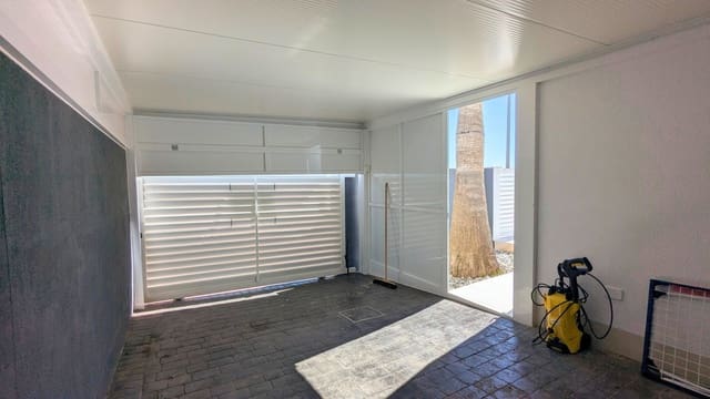 Chalet de 3 habitaciones en Ciudad Quesada, Rojales en venta con piscina - 419.000 € (Ref: 9679175)