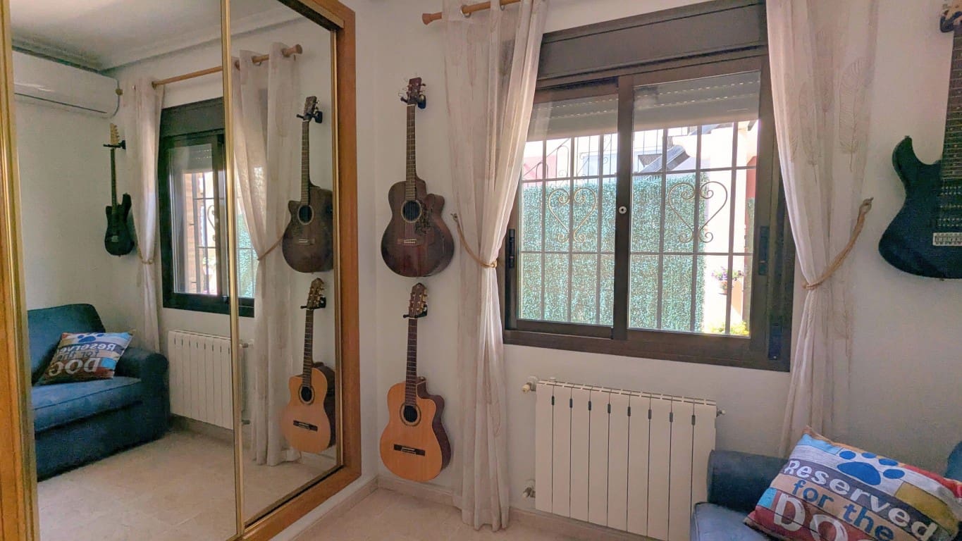 3 camera da letto Villa in vendita in Bigastro con piscina - 289.000 € (Rif: 9679176)