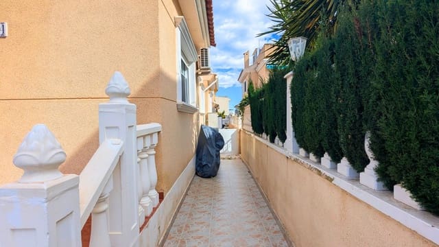 2 sypialnia Dom blizniak na sprzedaż w Playa Flamenca, Orihuela z basenem - 185 000 € (Ref: 9685133)