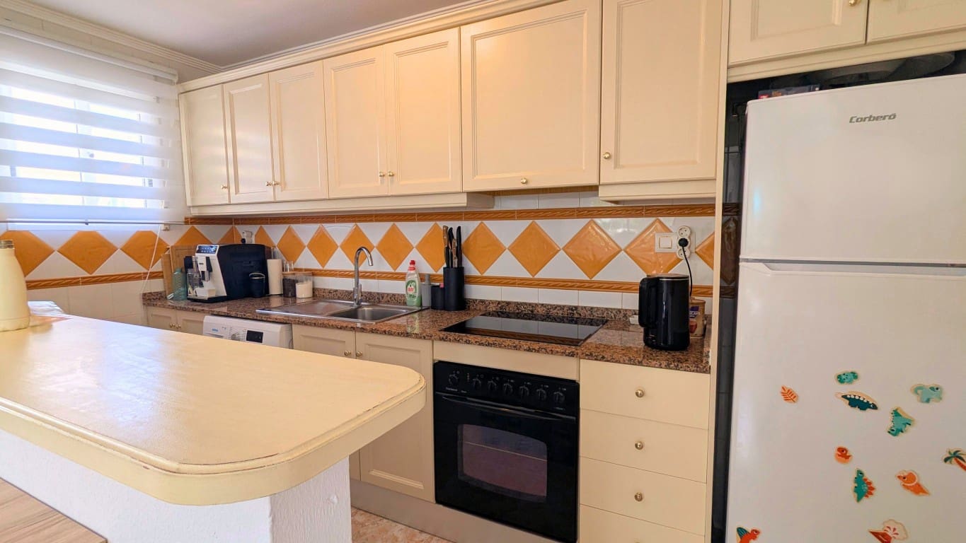 2 sypialnia Dom blizniak na sprzedaż w Playa Flamenca z basenem - 185 000 € (Ref: 9685133)