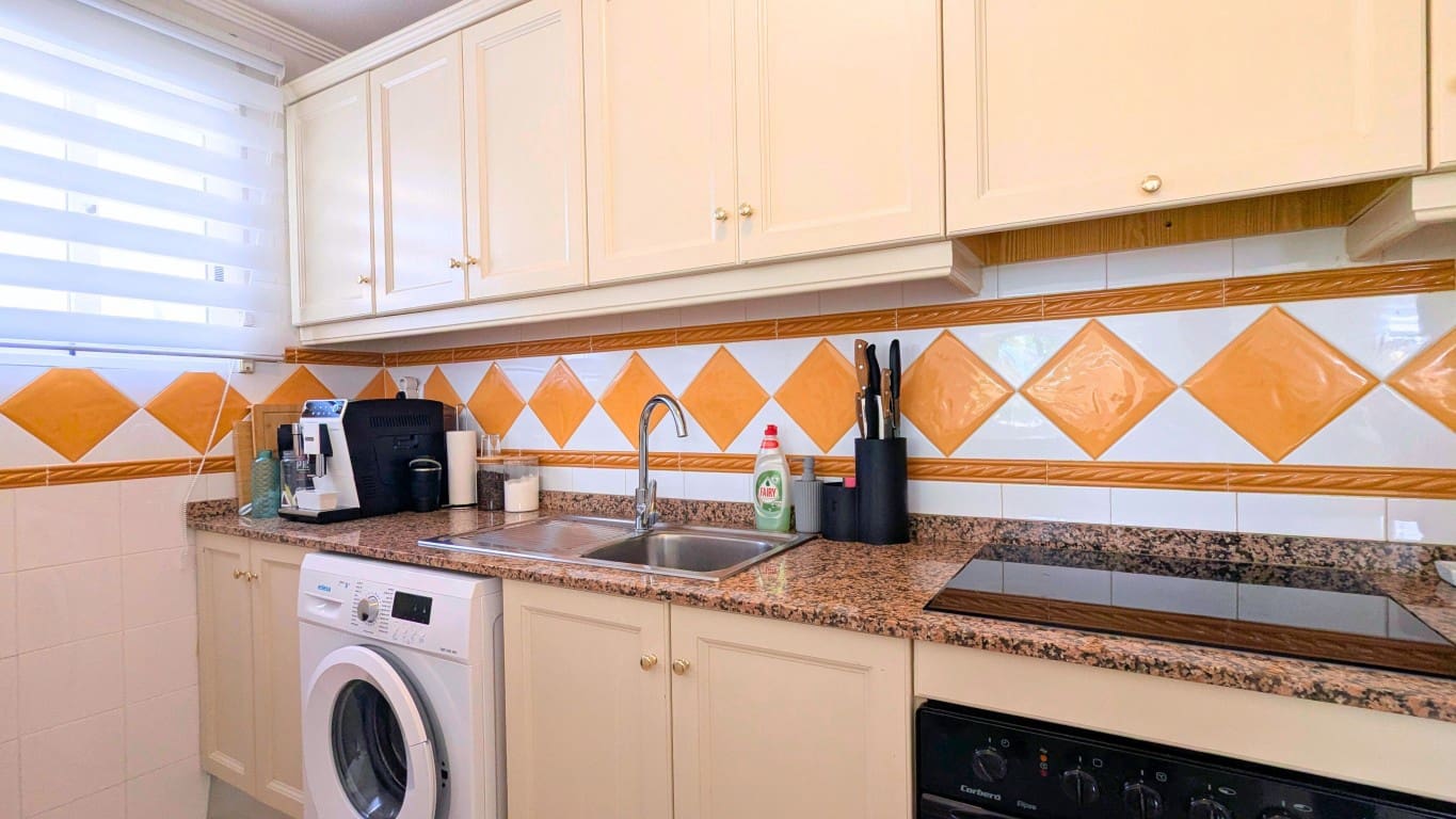 2 sypialnia Dom blizniak na sprzedaż w Playa Flamenca z basenem - 185 000 € (Ref: 9685133)