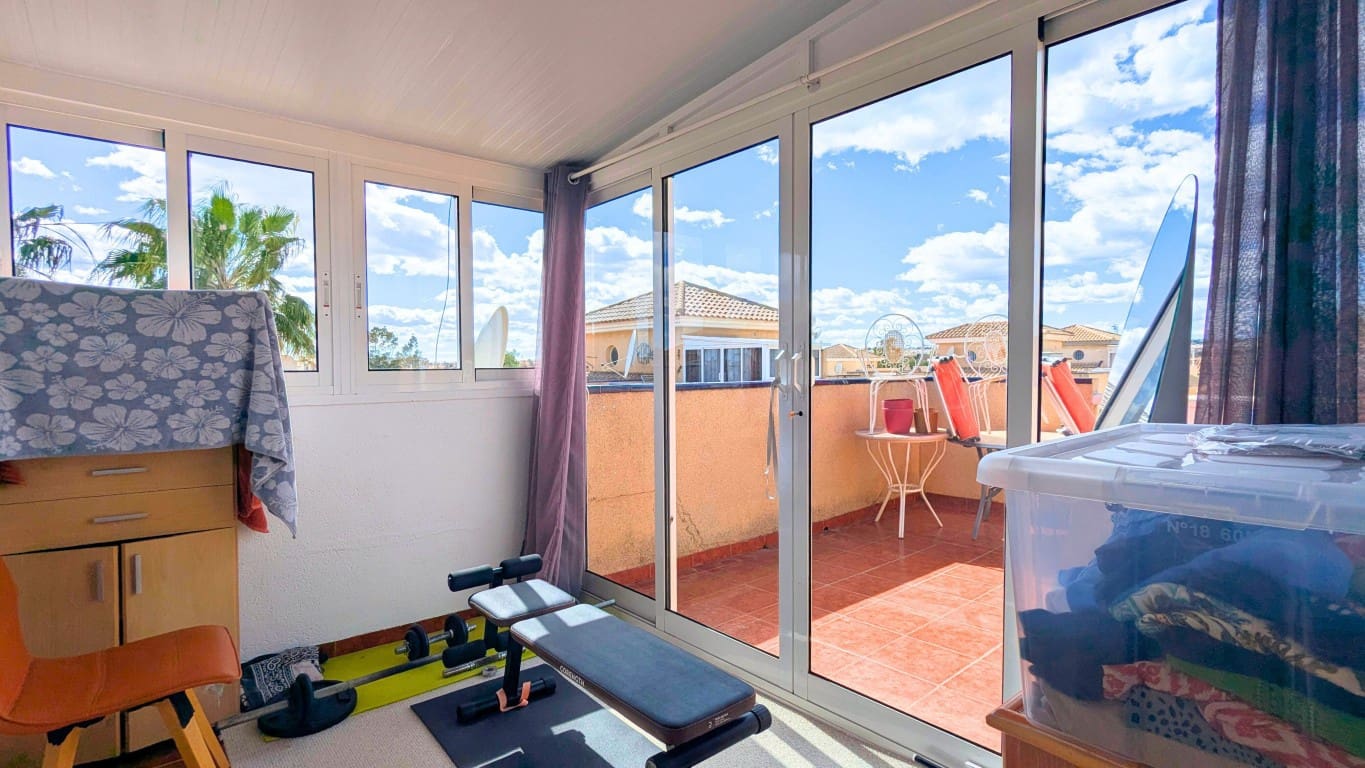 2 sypialnia Dom blizniak na sprzedaż w Playa Flamenca z basenem - 185 000 € (Ref: 9685133)