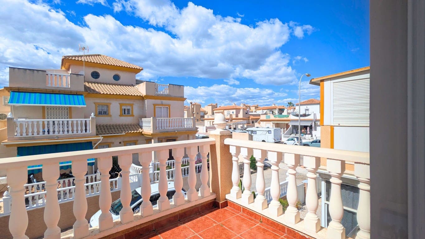 2 sypialnia Dom blizniak na sprzedaż w Playa Flamenca z basenem - 185 000 € (Ref: 9685133)