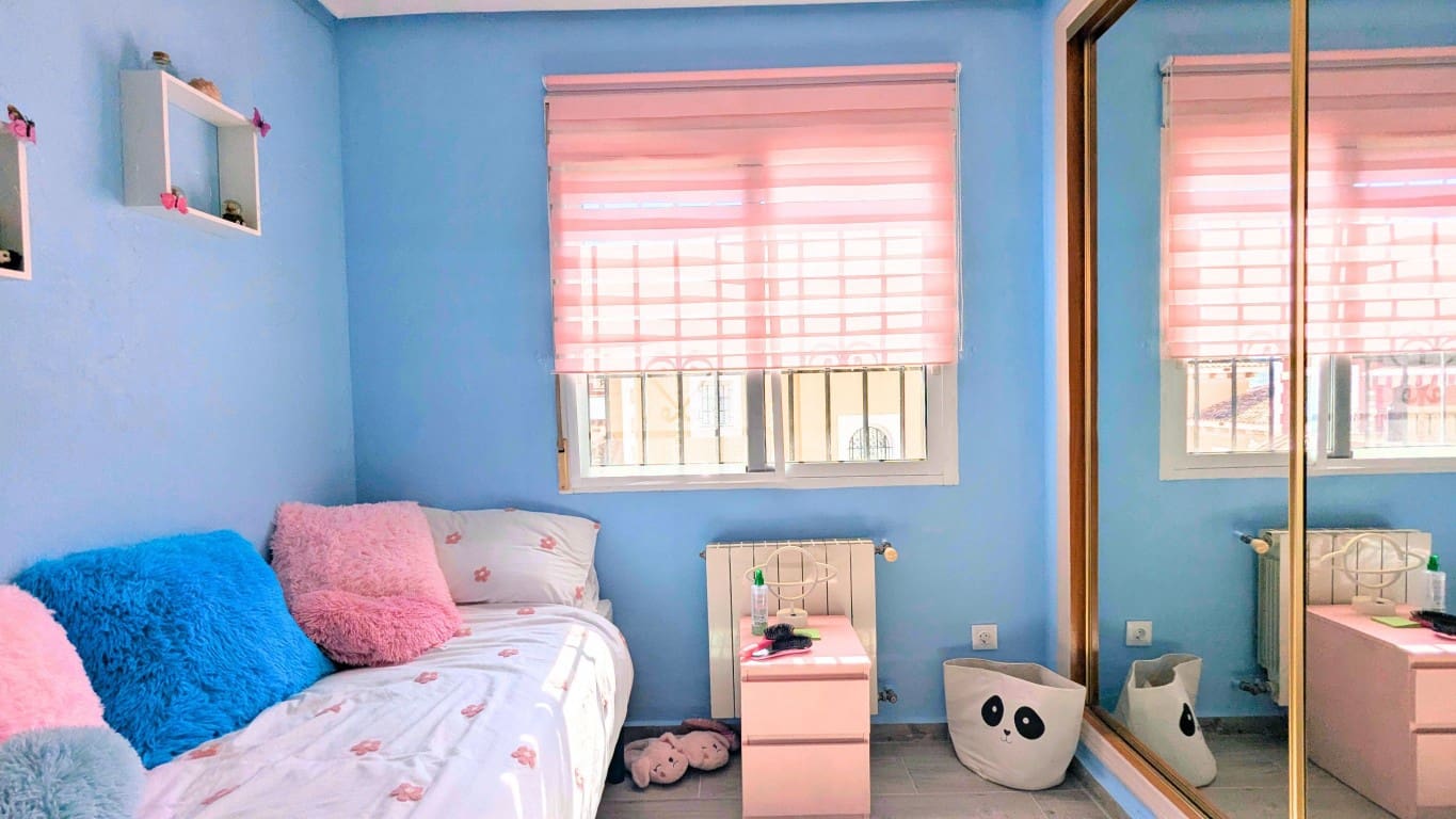 Chalet de 4 habitaciones en Bigastro en venta con piscina - 299.000 € (Ref: 9789478)