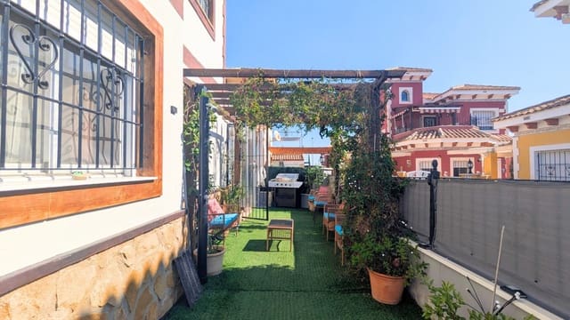 4 quarto Moradia para venda em Bigastro com piscina - 299 000 € (Ref: 9789478)